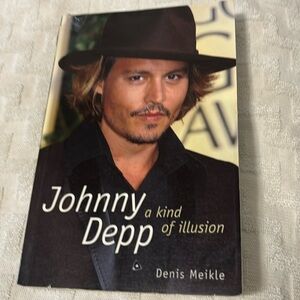 Johnny Depp, a kind of illusion book by Denis Meikle, Good shape
